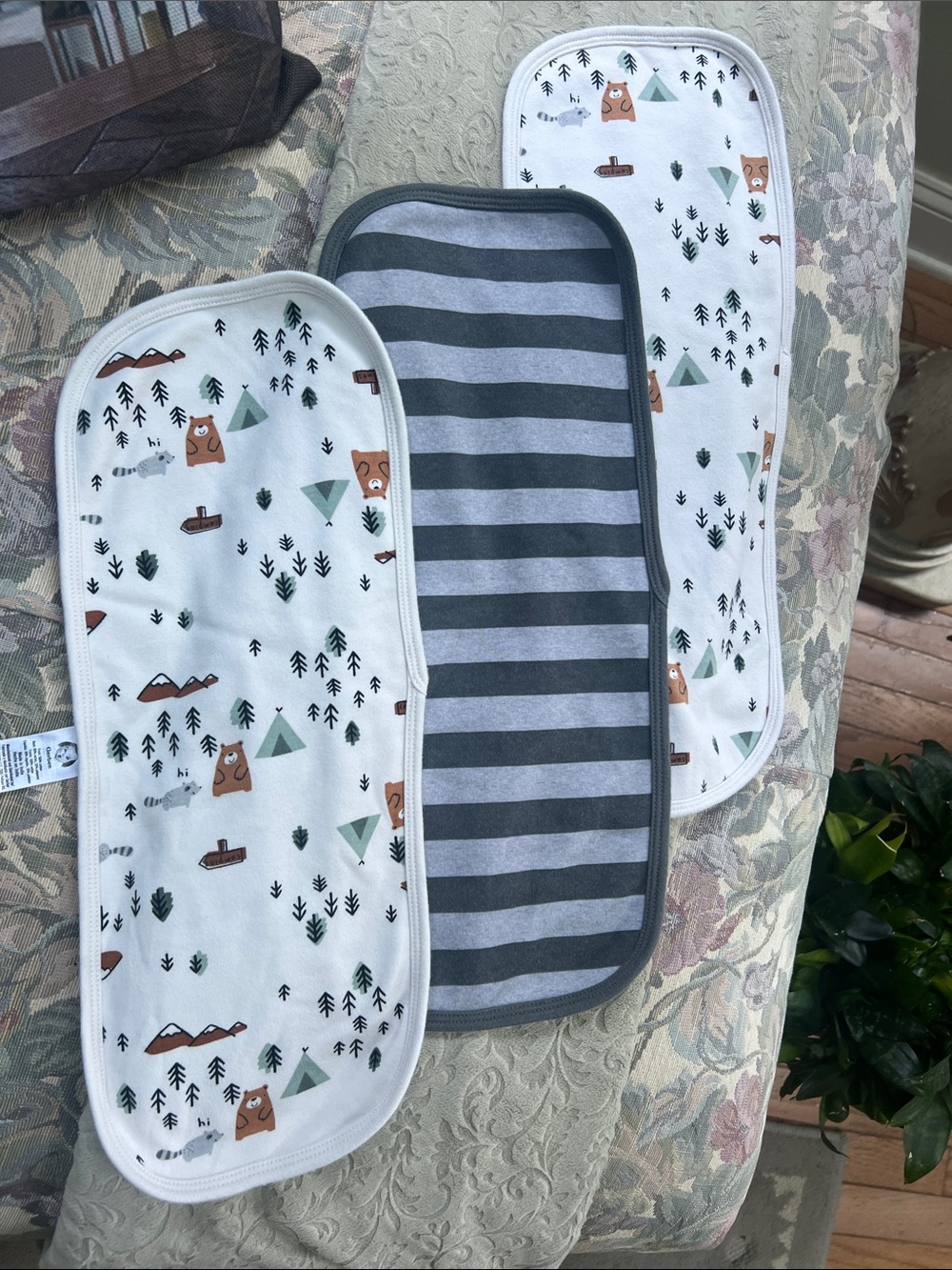 Gerber Woodland Baby Burp Cloth Set - White & Gray with Bear and Stripe Designs